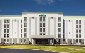 Wingate By Wyndham Louisville Airport Expo Center
